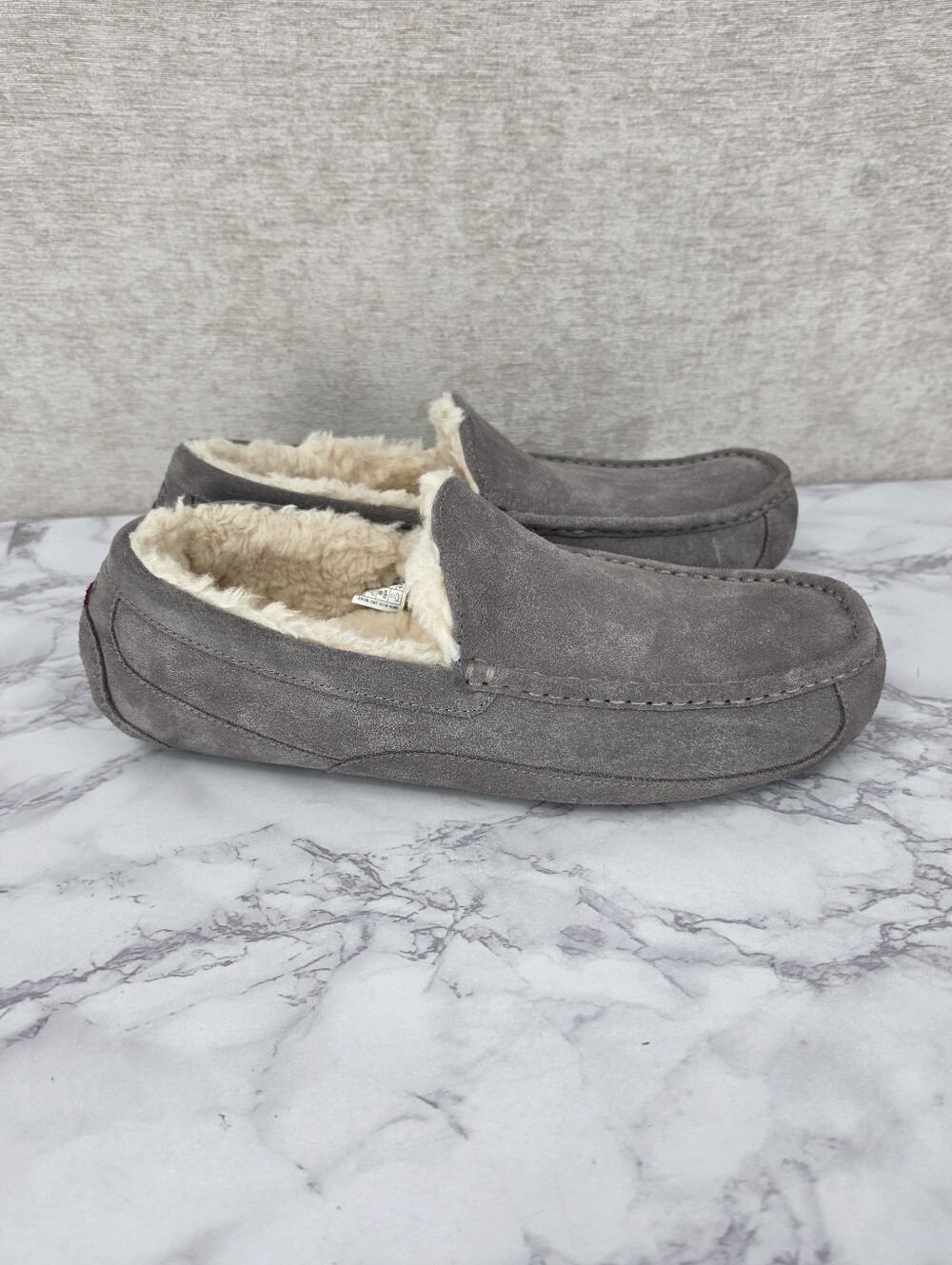 UGG Ascot Men's Size 16 Gray Suede Wool Lining Slippers Loafers